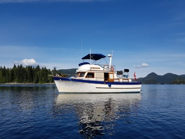 yacht rentals vancouver island